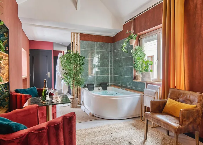 Avec Jacuzzi - Le Boudoir De La Loire