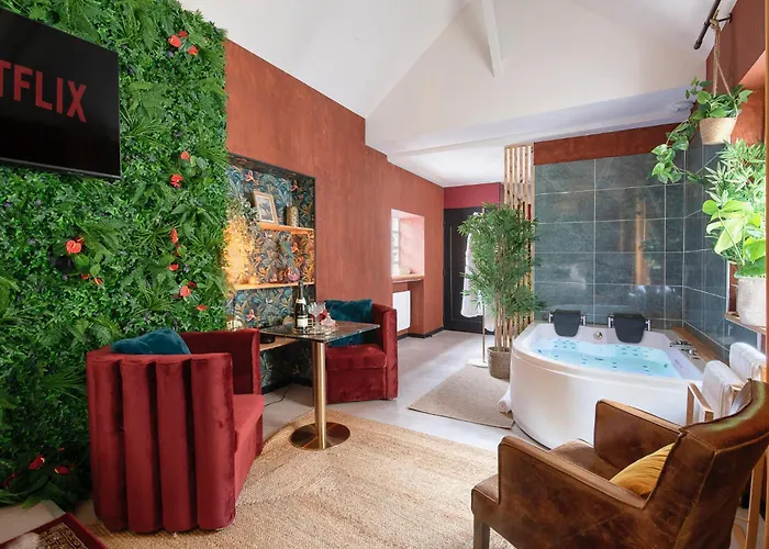 Avec Jacuzzi - Le Boudoir De La Loire Apartment *